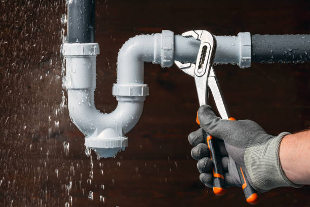 Professional Plumbing technician working in Barksdale, TX